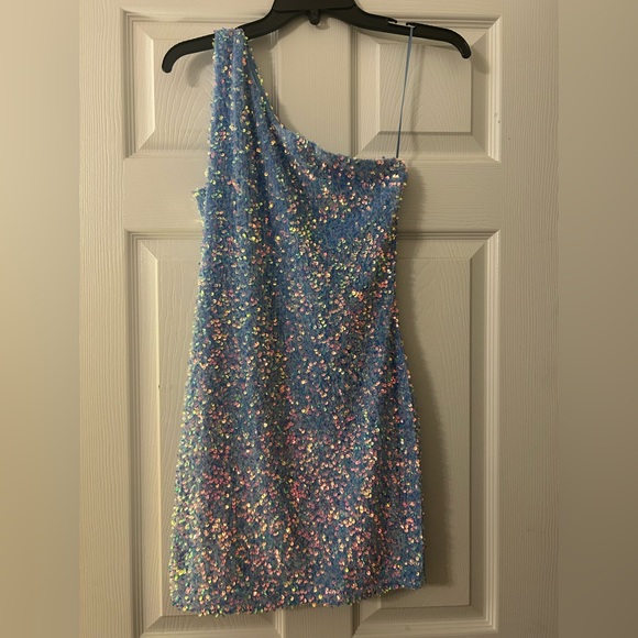 Semi-formal sequin one shoulder dress💙💗 - Picture 2 of 5